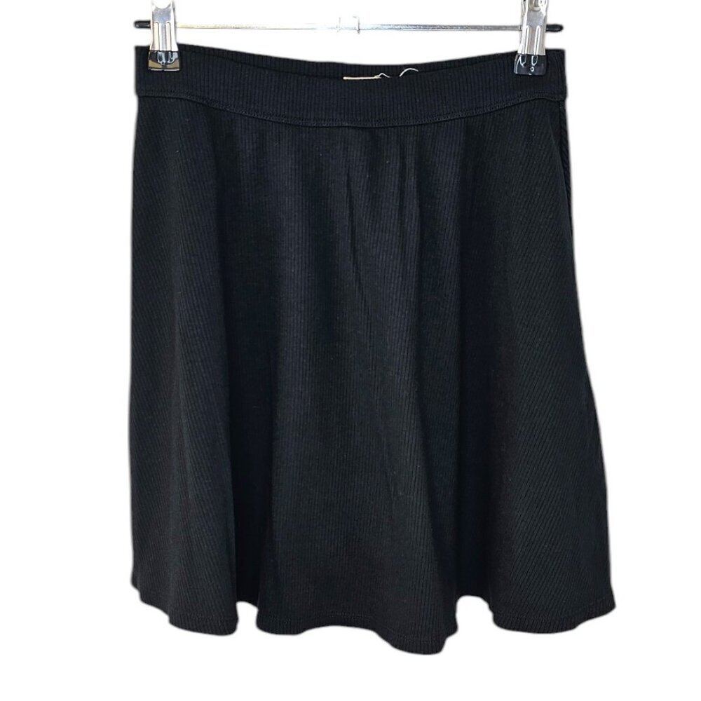 Hollister Womens Ribbed Flowy Mini Skirt, Pull On, Black, Basics, Size Small